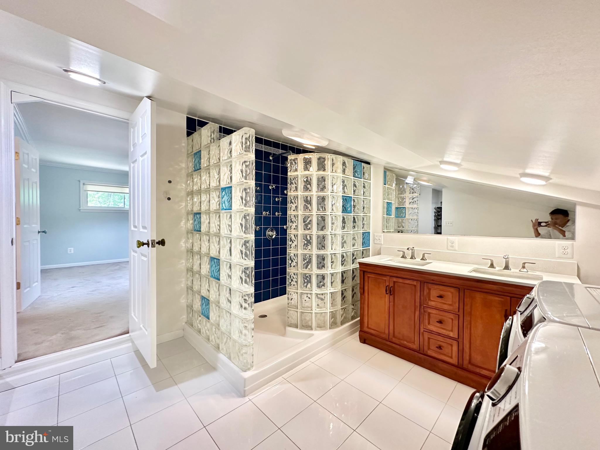 TWINBROOK - Residential Lease