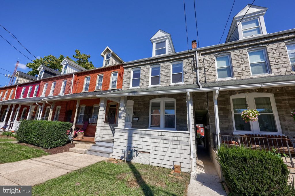 Photo of 445 New Dorwart Street, LANCASTER, PA 17603 (MLS # PALA2076824)