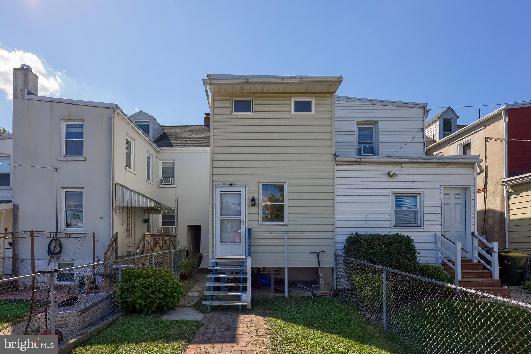 SOWE NEIGHBORHOOD / CABBAGE HILL - Residential