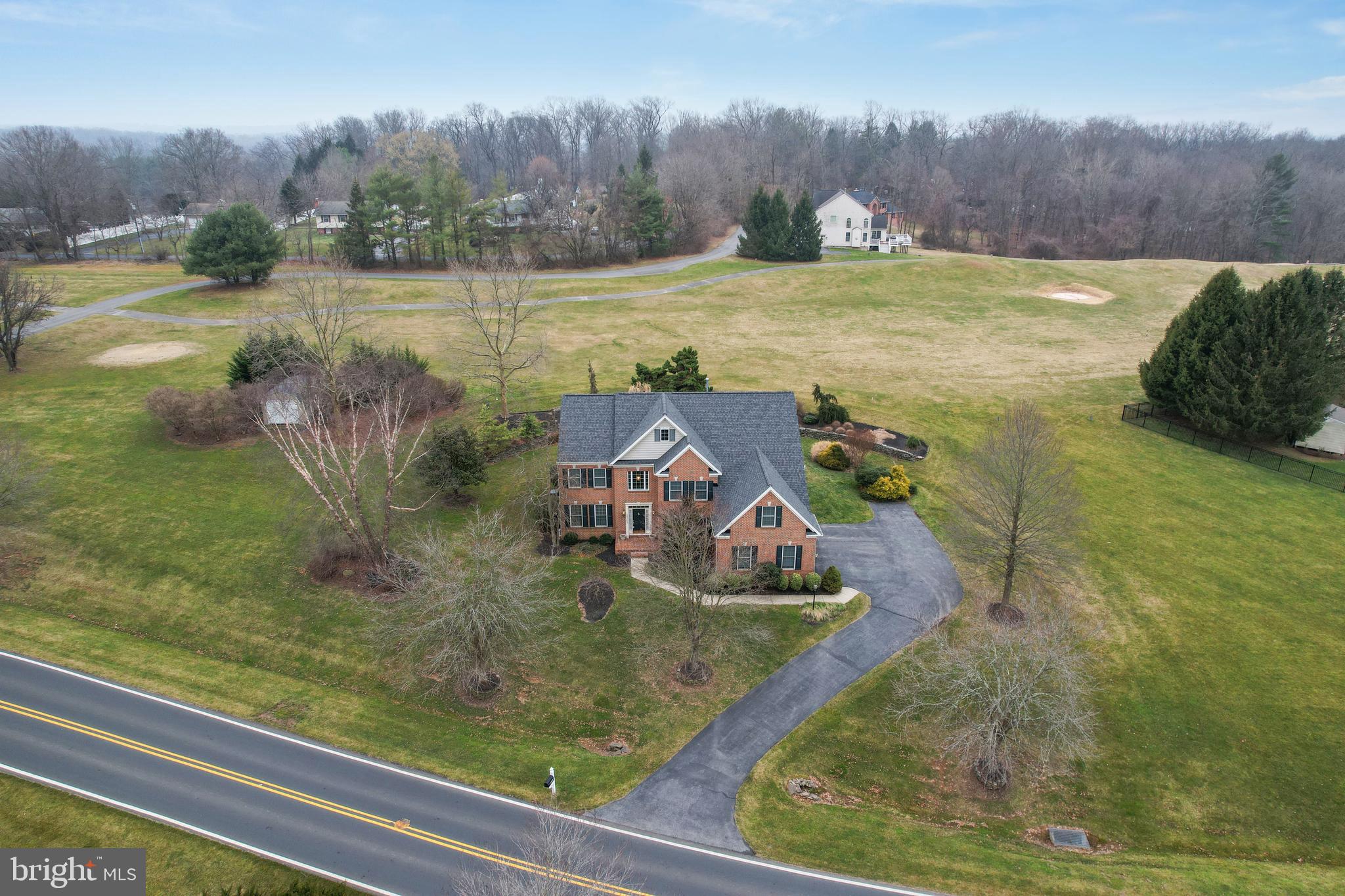 RIVER DOWNS - Residential