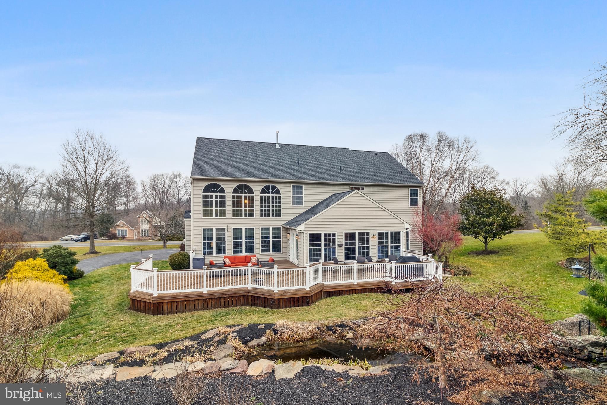 RIVER DOWNS - Residential