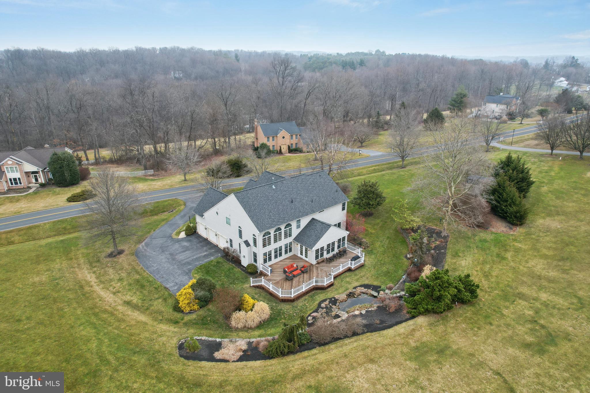 RIVER DOWNS - Residential