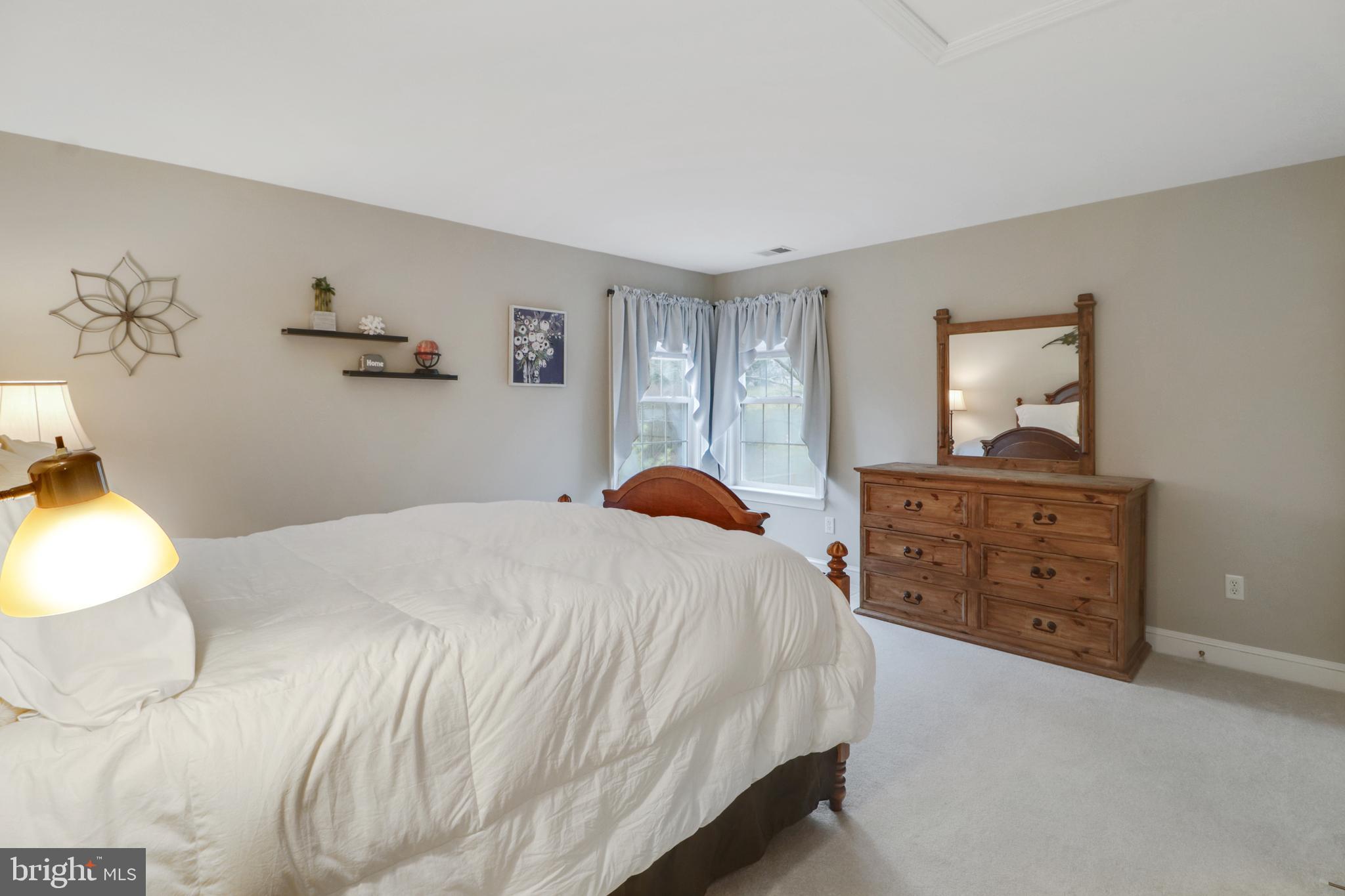 RIVER DOWNS - Residential