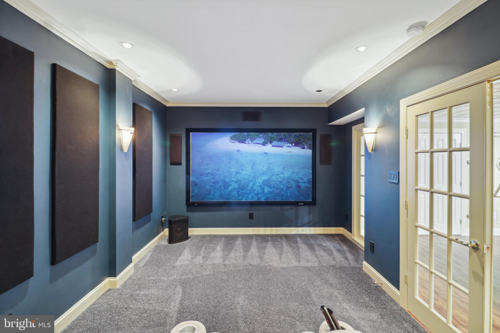 RIVER DOWNS - Residential