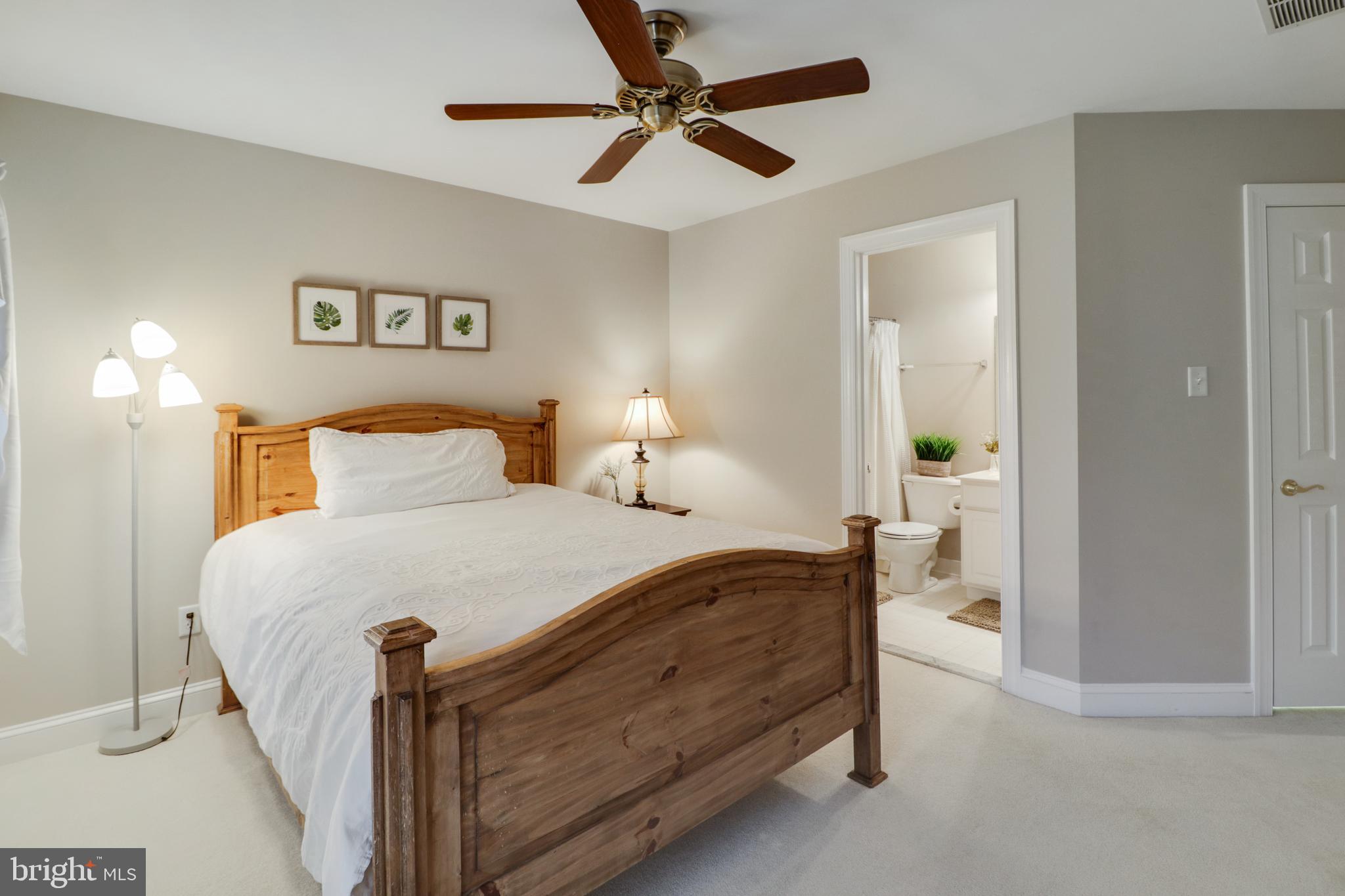 RIVER DOWNS - Residential