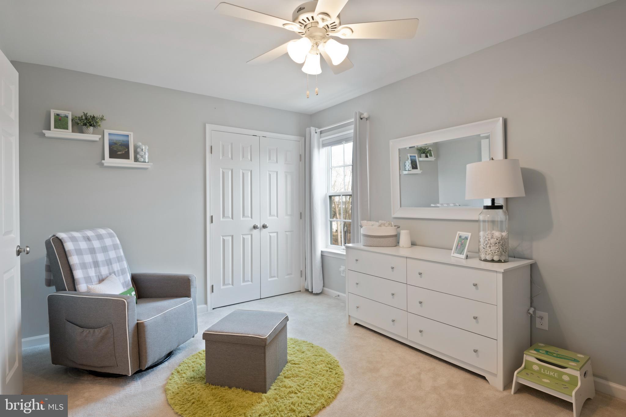 POND VIEW ESTATES - Residential