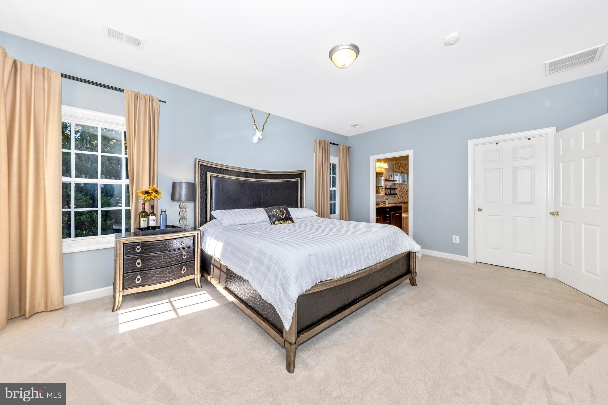 GREENWAY VILLAGE - Residential