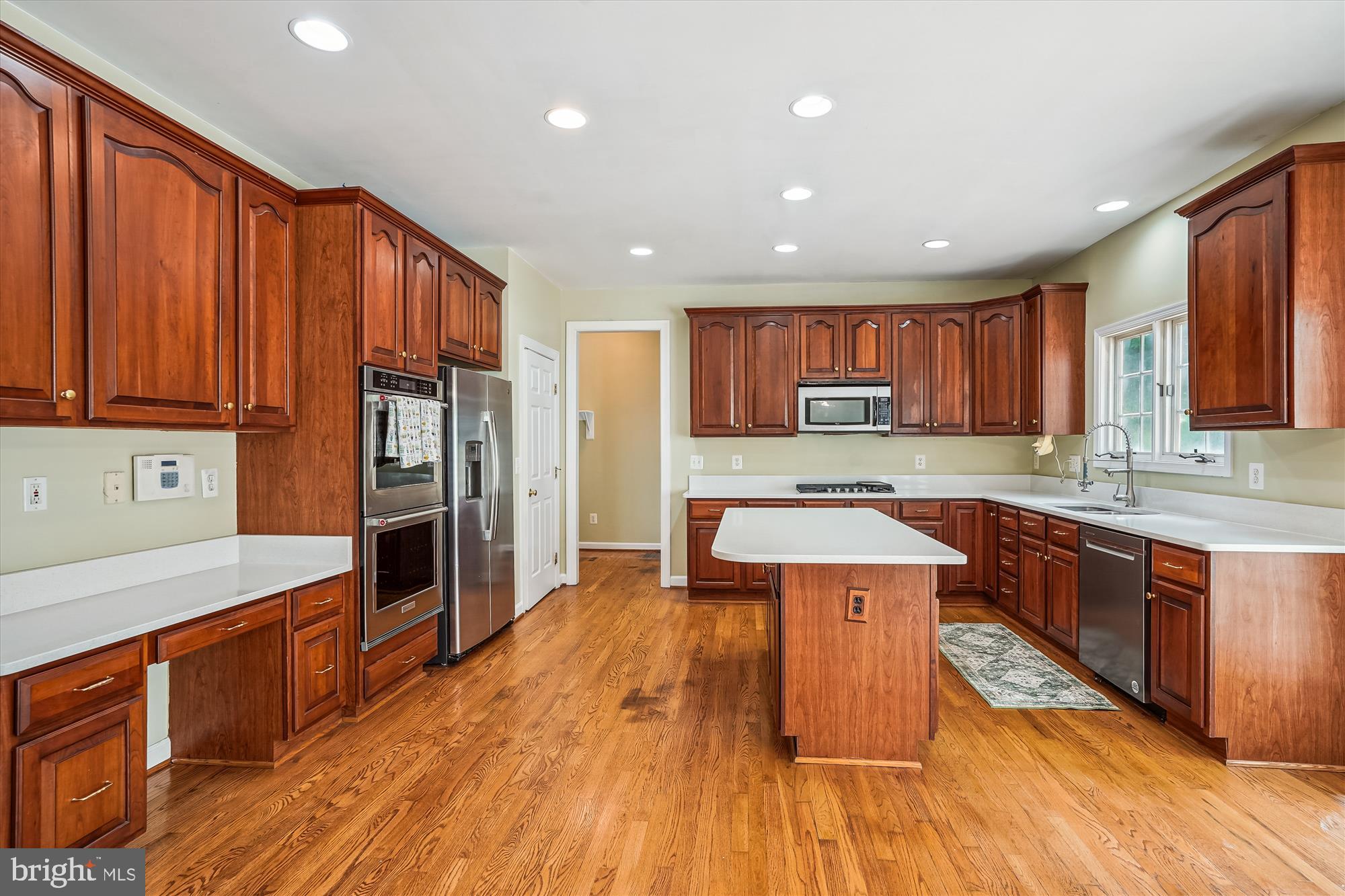 12630 GARRY GLEN DRIVE