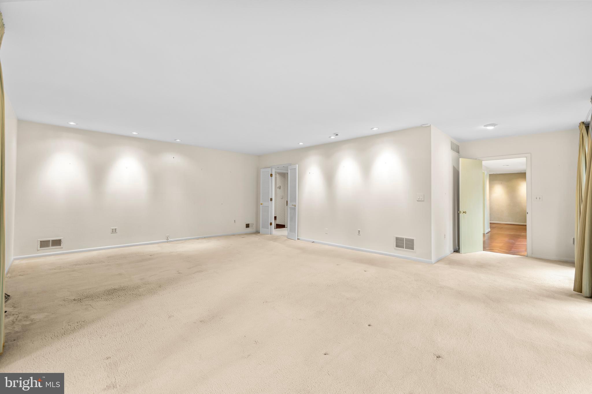 WILTONWOOD - Residential