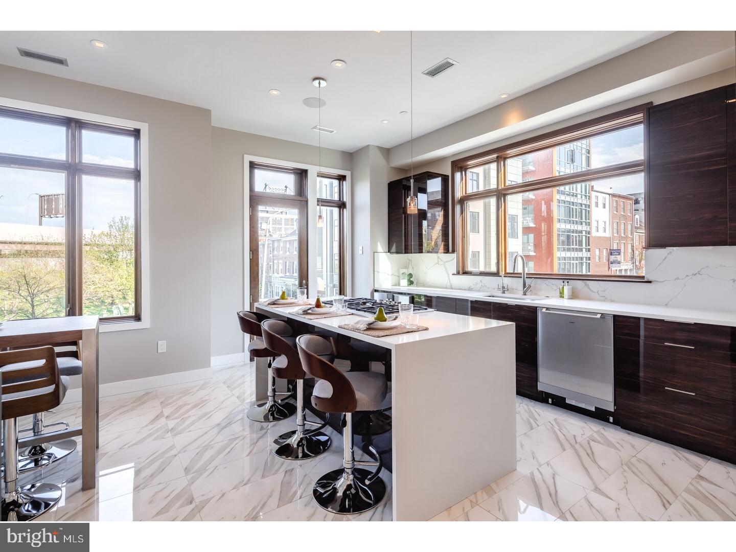 OLD CITY - Residential