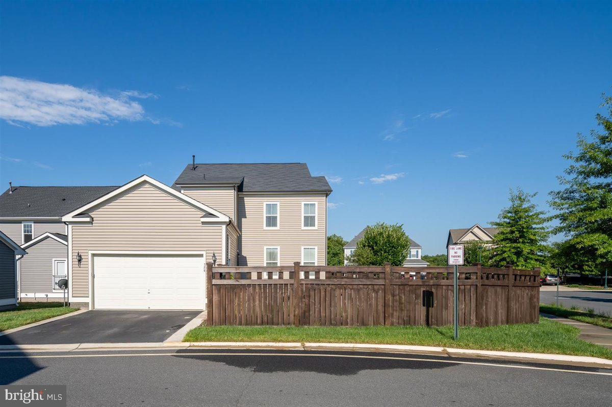 EMBREY MILL - Residential