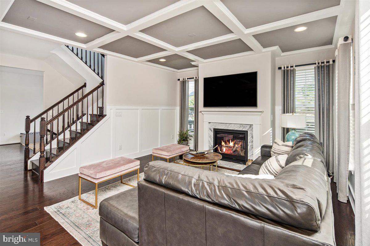 EMBREY MILL - Residential