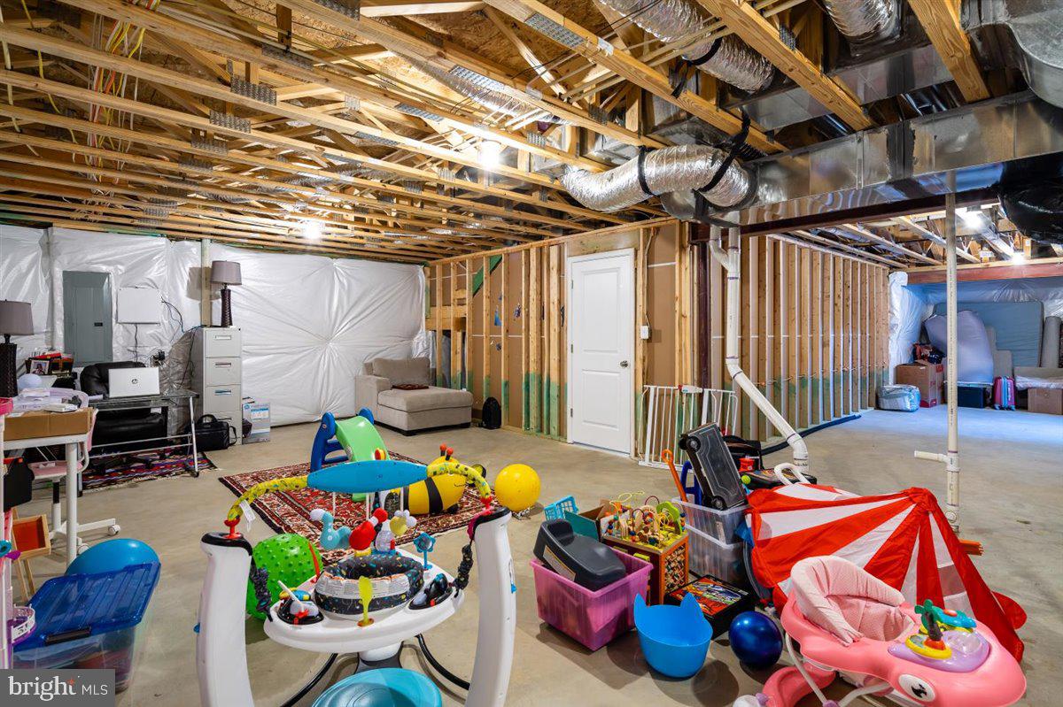 EMBREY MILL - Residential