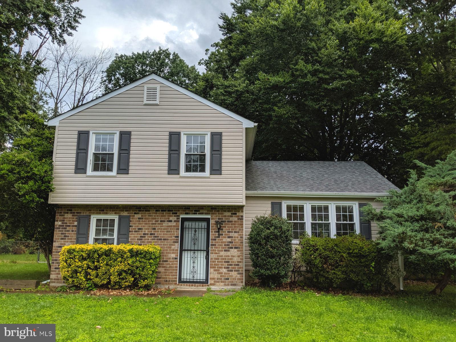 GARRISONVILLE ESTATES - Residential Lease