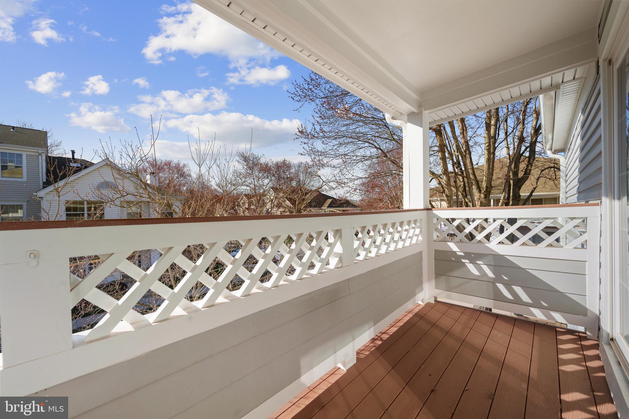 LIFESTYLE AT SULLY STATION - Residential