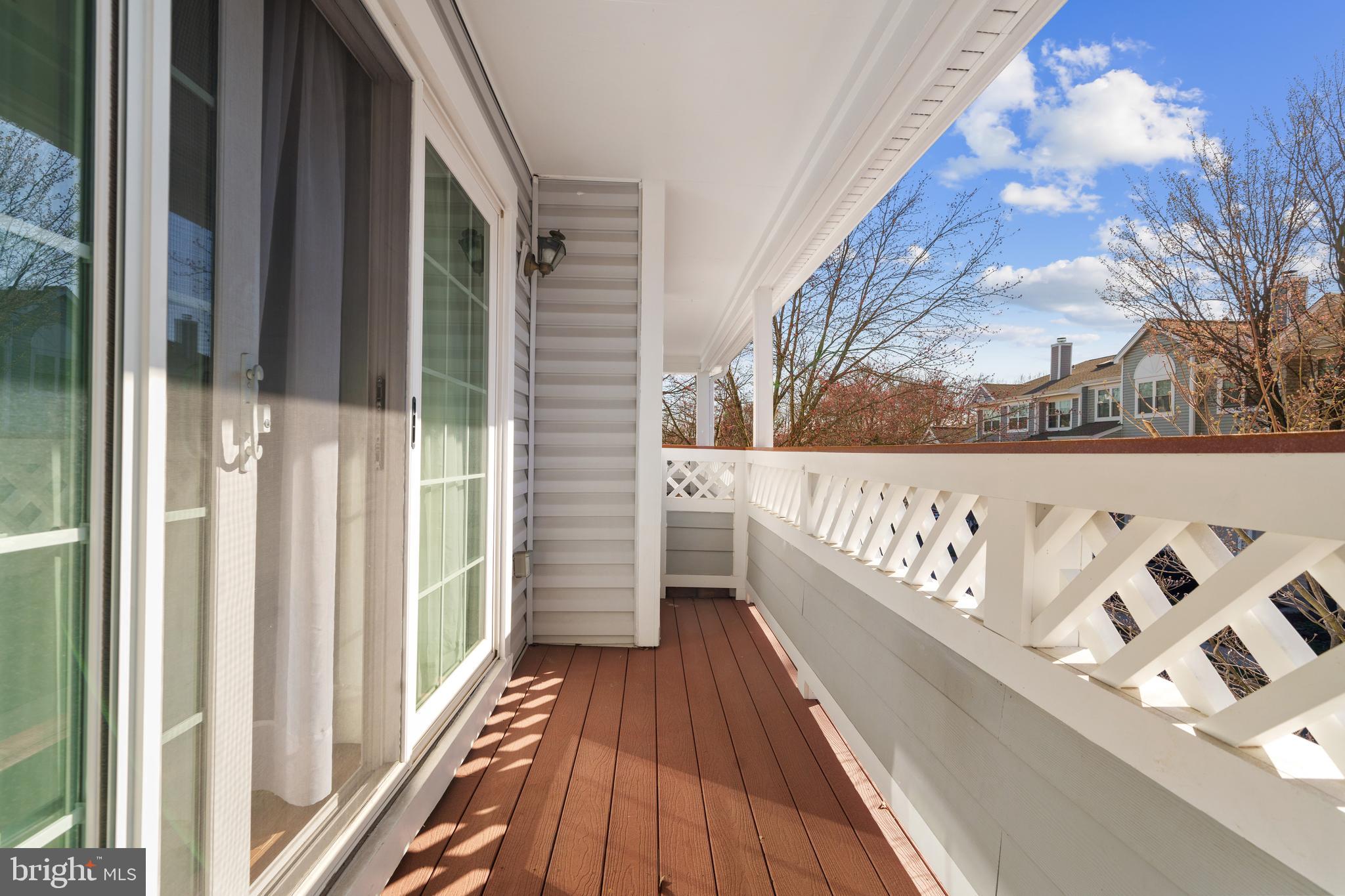 LIFESTYLE AT SULLY STATION - Residential