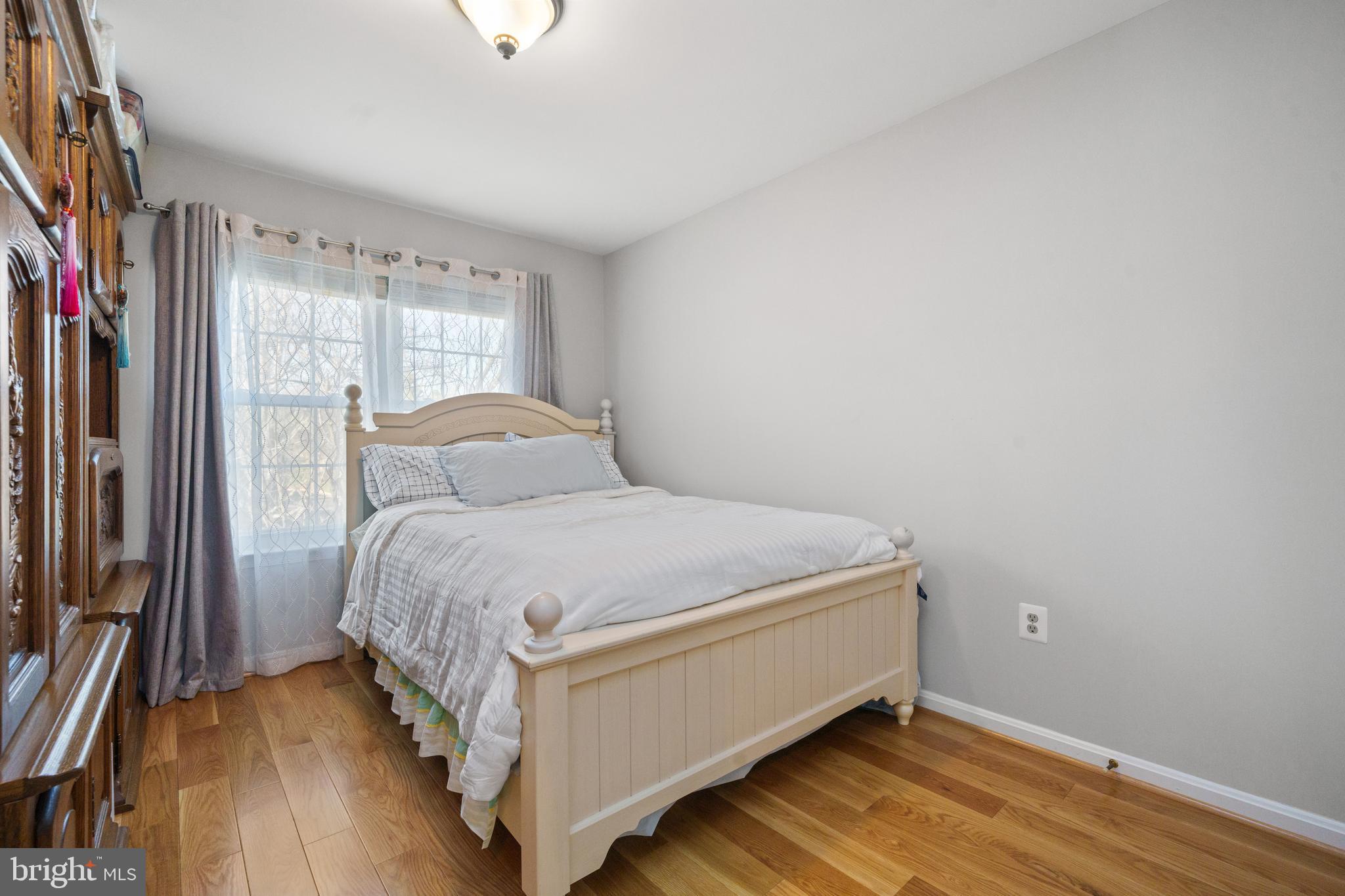 LIFESTYLE AT SULLY STATION - Residential