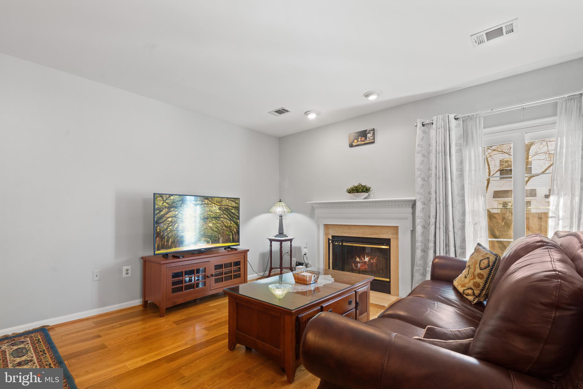 LIFESTYLE AT SULLY STATION - Residential