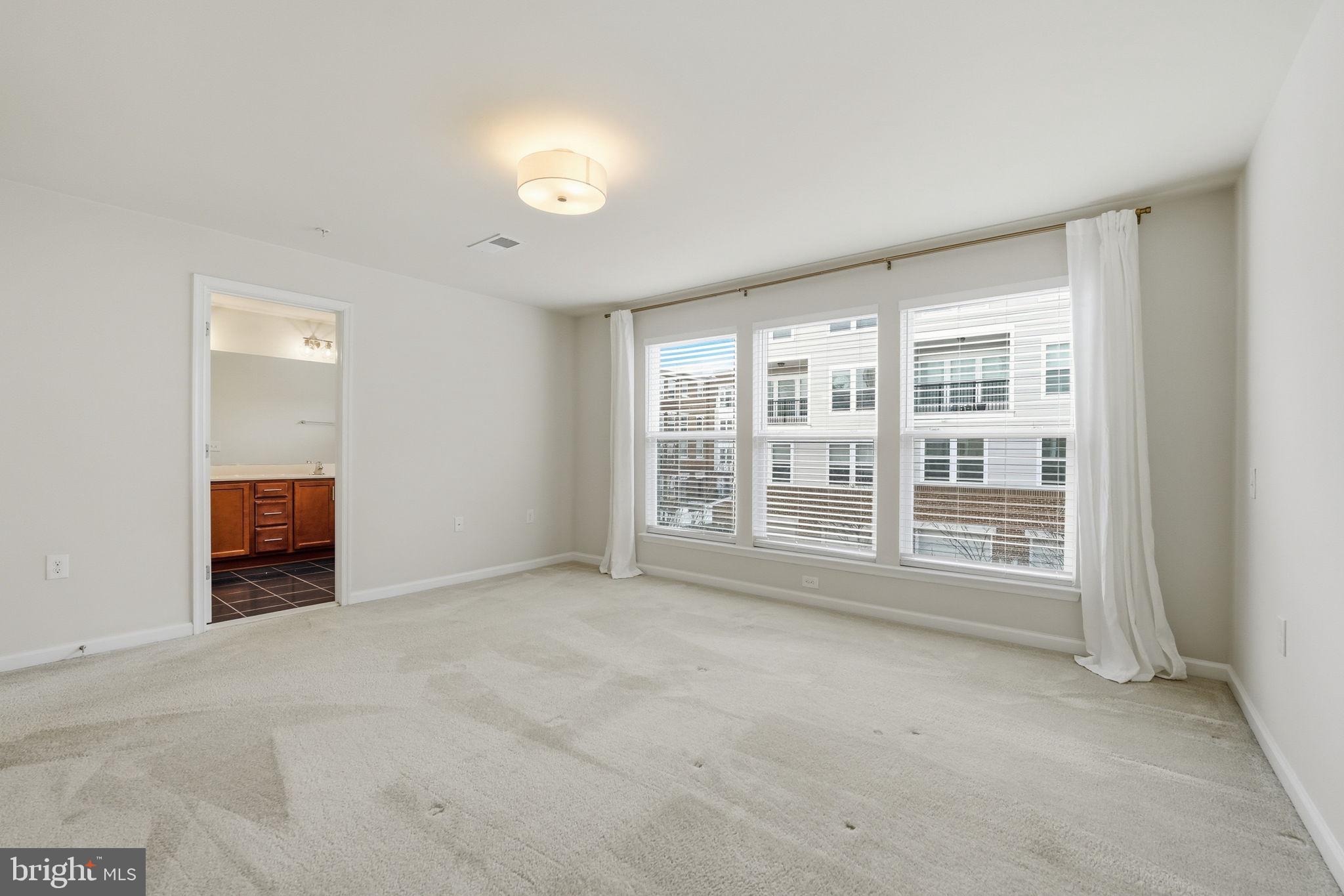 LOFTS AT METROWEST - Residential