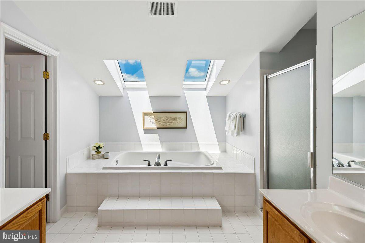 EMERSON - Residential