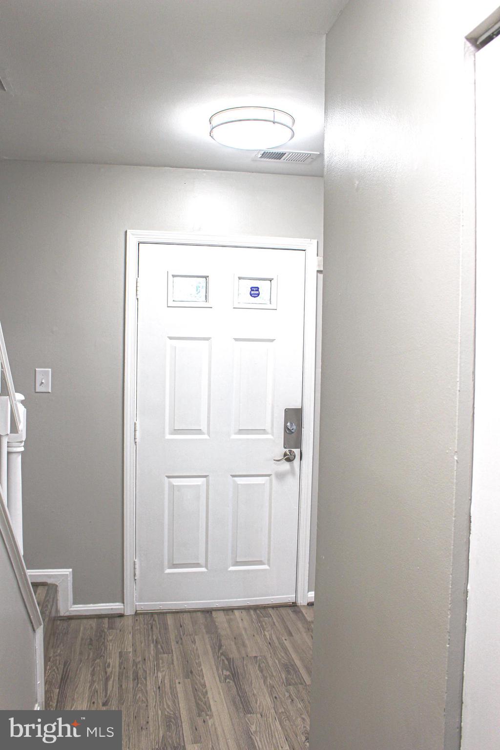 SOMERSET - Residential Lease