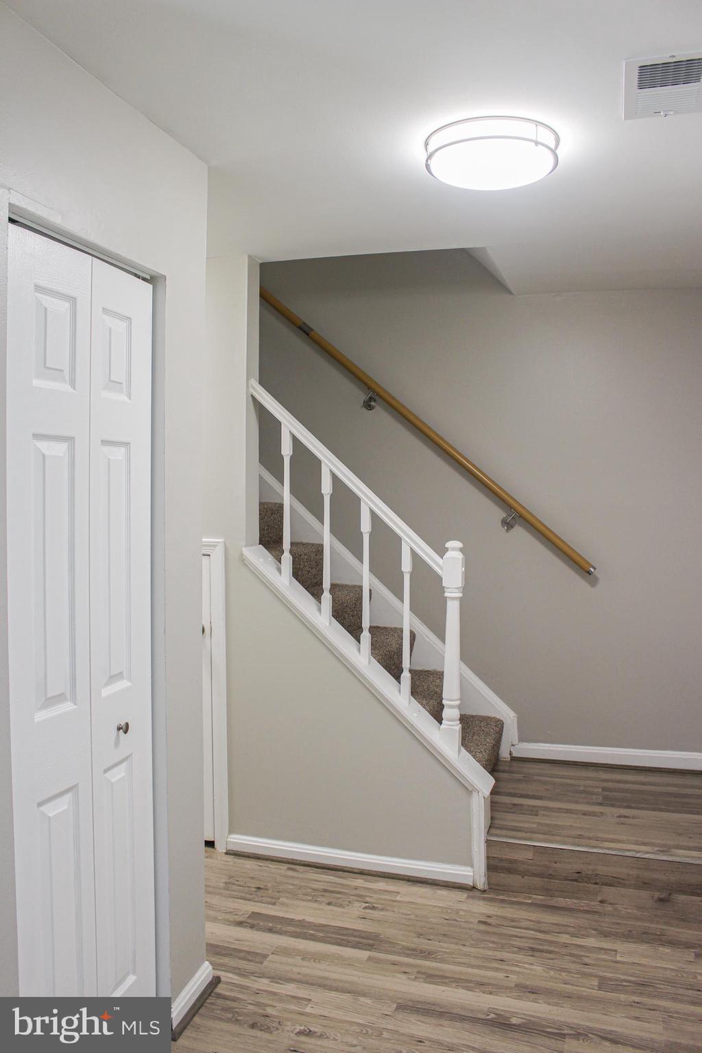 SOMERSET - Residential Lease