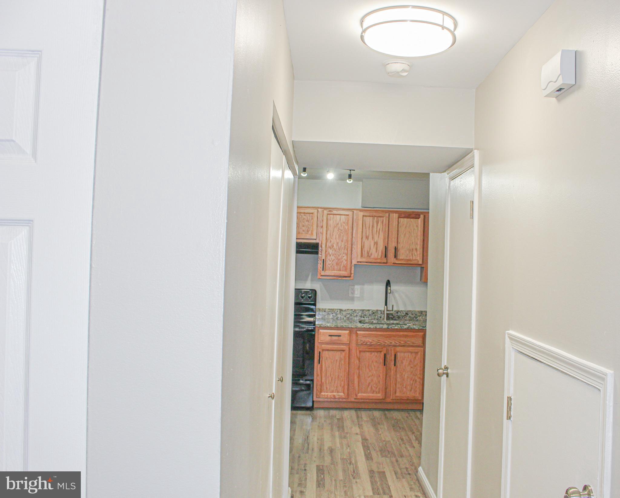 SOMERSET - Residential Lease