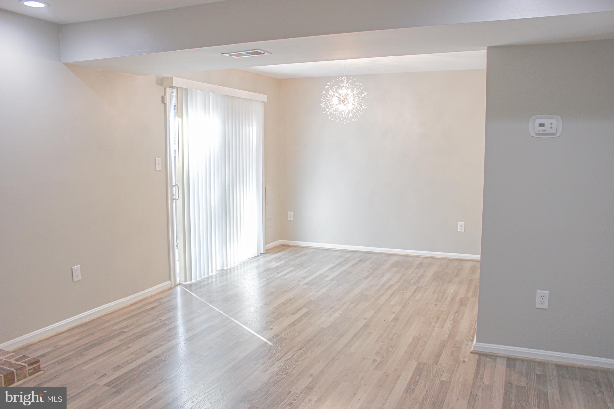 SOMERSET - Residential Lease