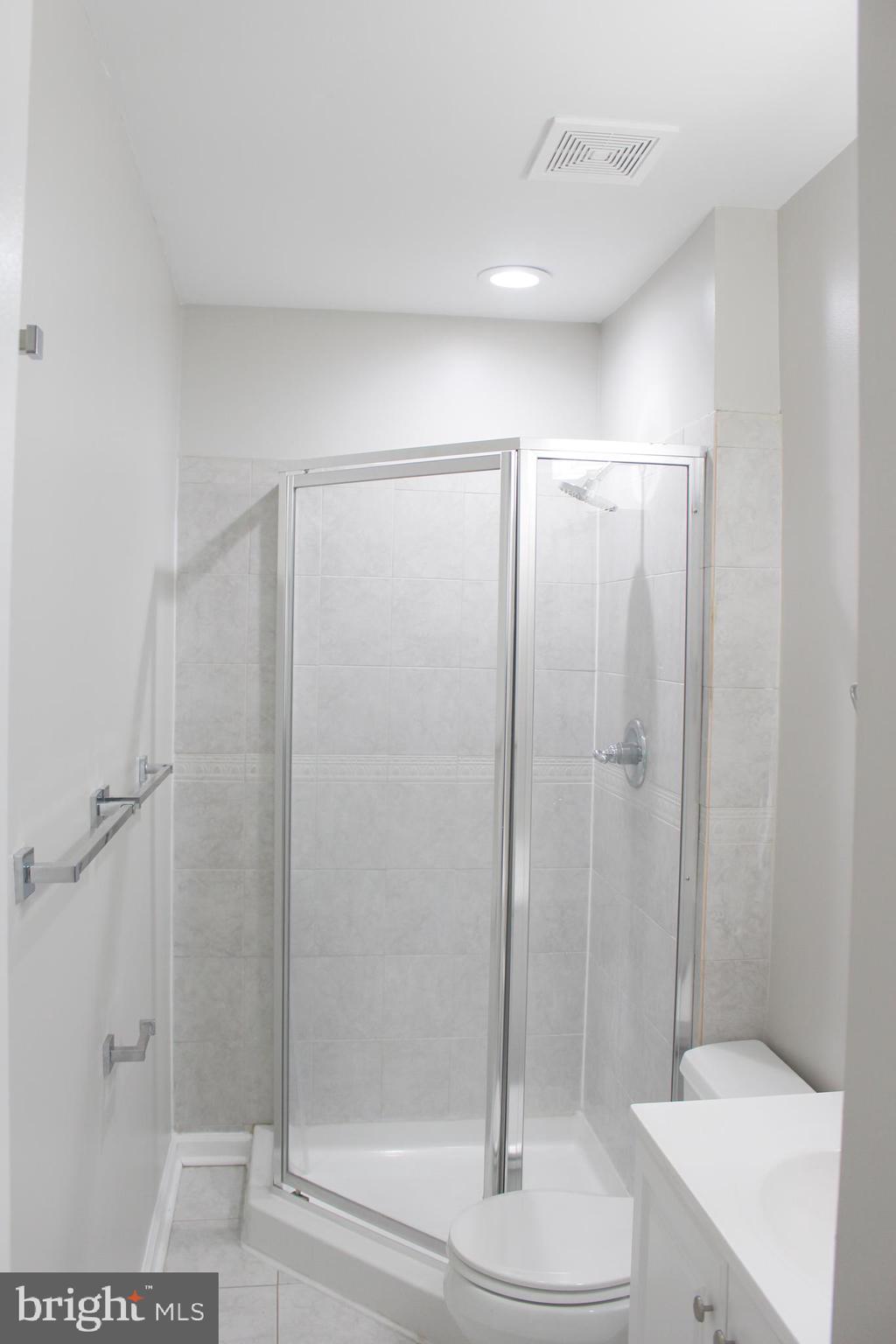 SOMERSET - Residential Lease