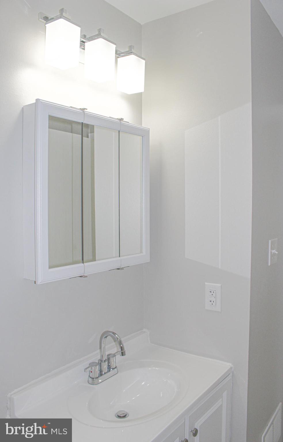 SOMERSET - Residential Lease