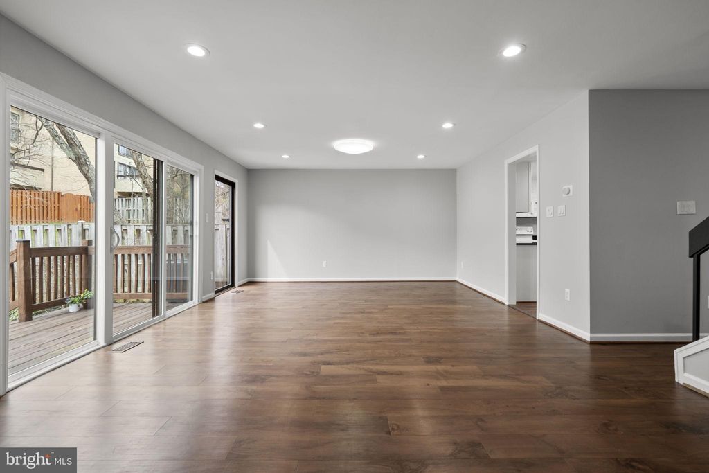 Photo of 3170 Readsborough Court, FAIRFAX, VA 22031 (MLS # VAFX2297428)
