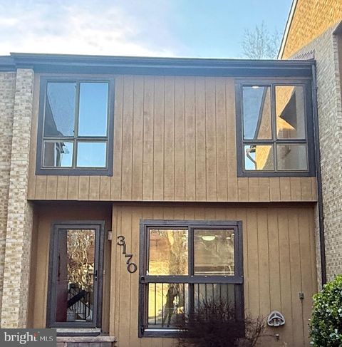 3170 READSBOROUGH COURT FAIRFAX VA 22031