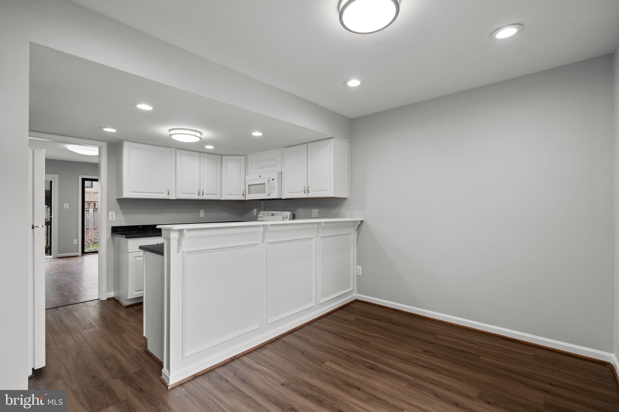 CHESTERFIELD MEWS - Residential