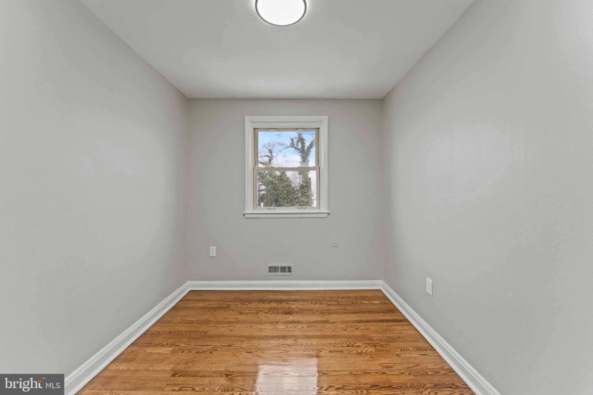 BELVEDERE SQUARE - Residential