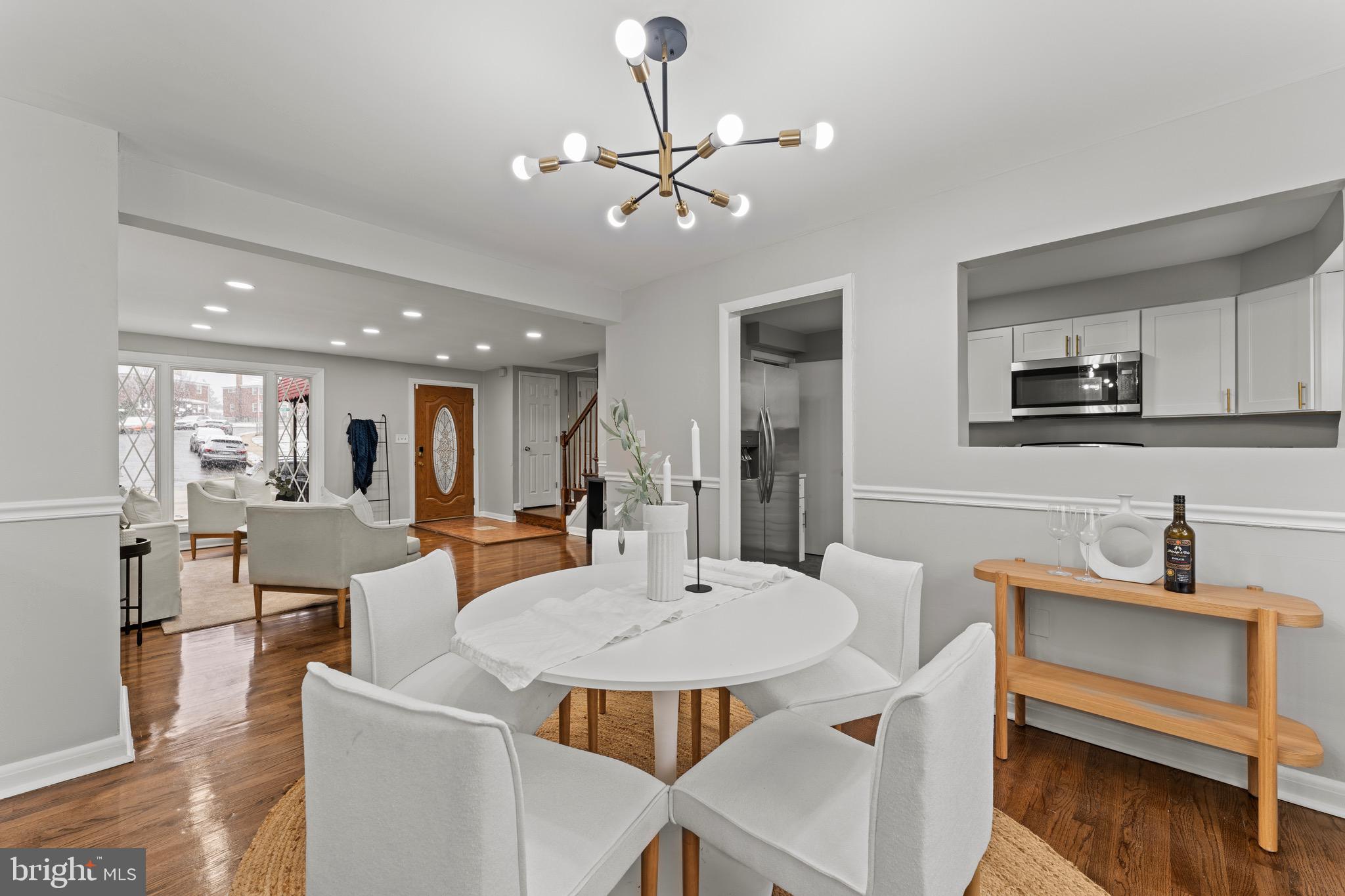 BELVEDERE SQUARE - Residential