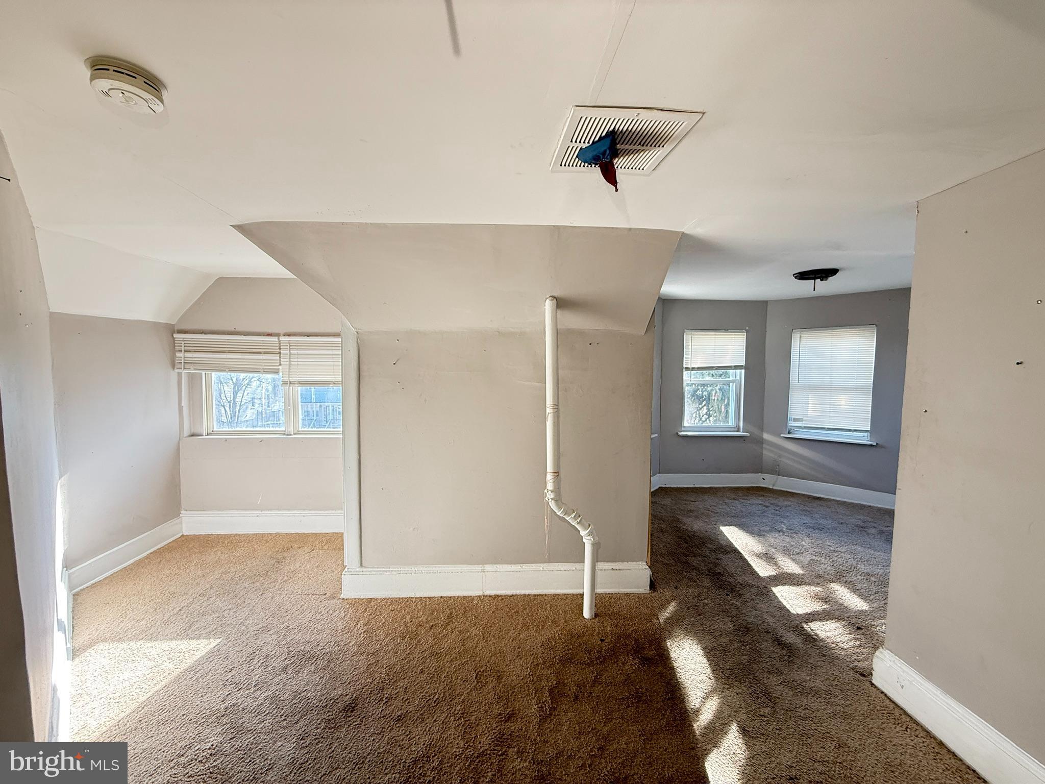 WEST ARLINGTON - Residential Income