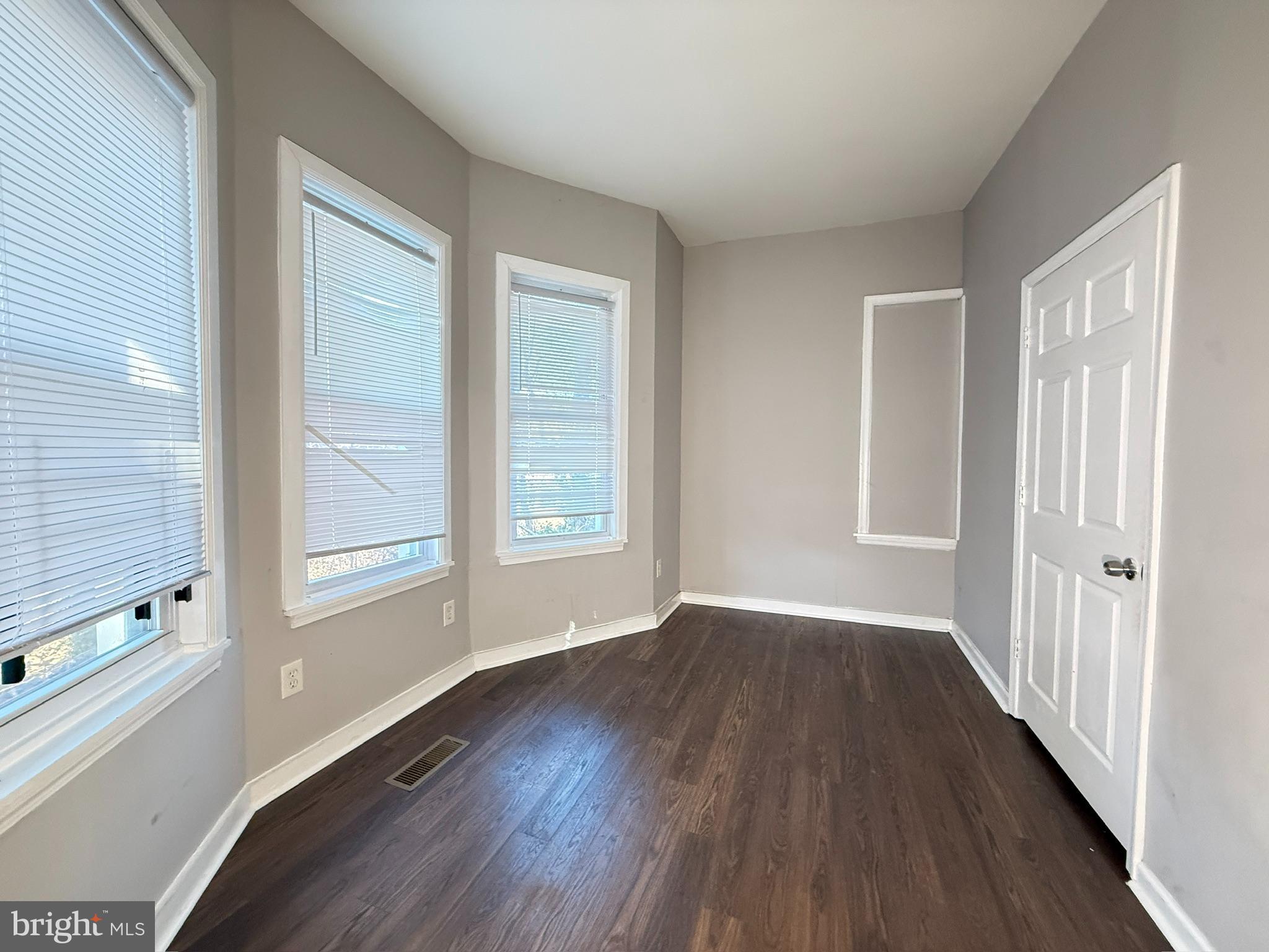 WEST ARLINGTON - Residential Income