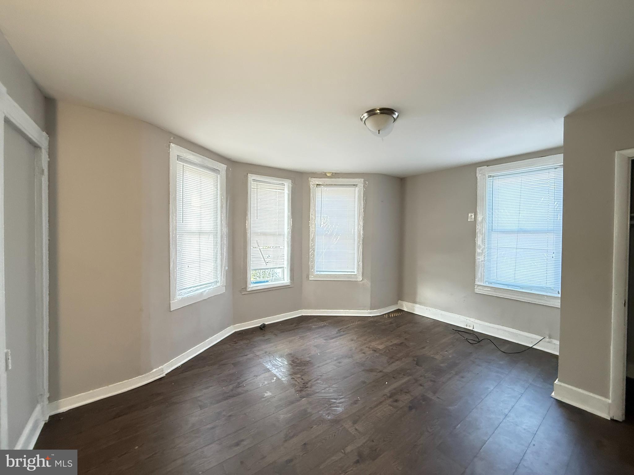 WEST ARLINGTON - Residential Income