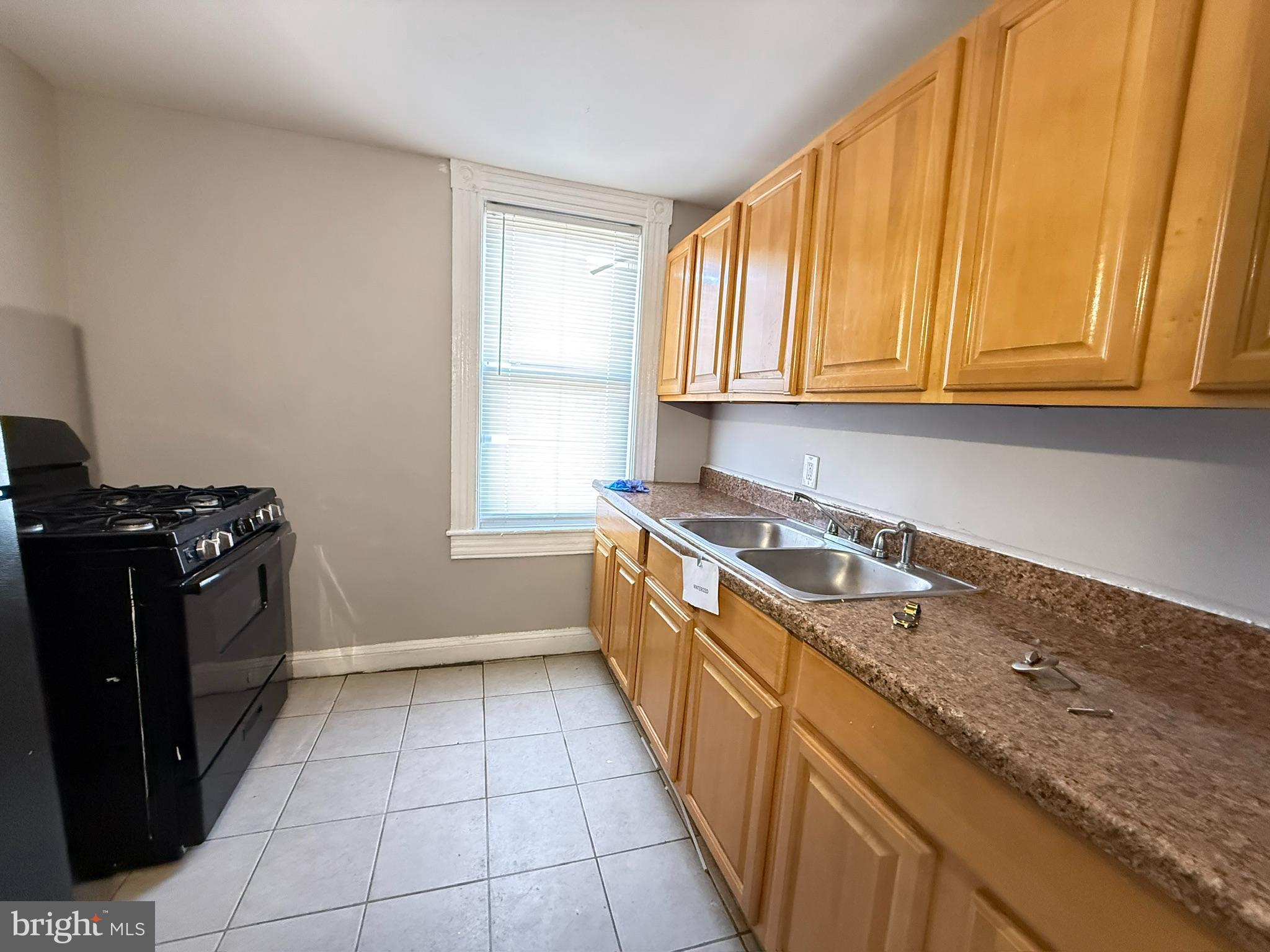 WEST ARLINGTON - Residential Income