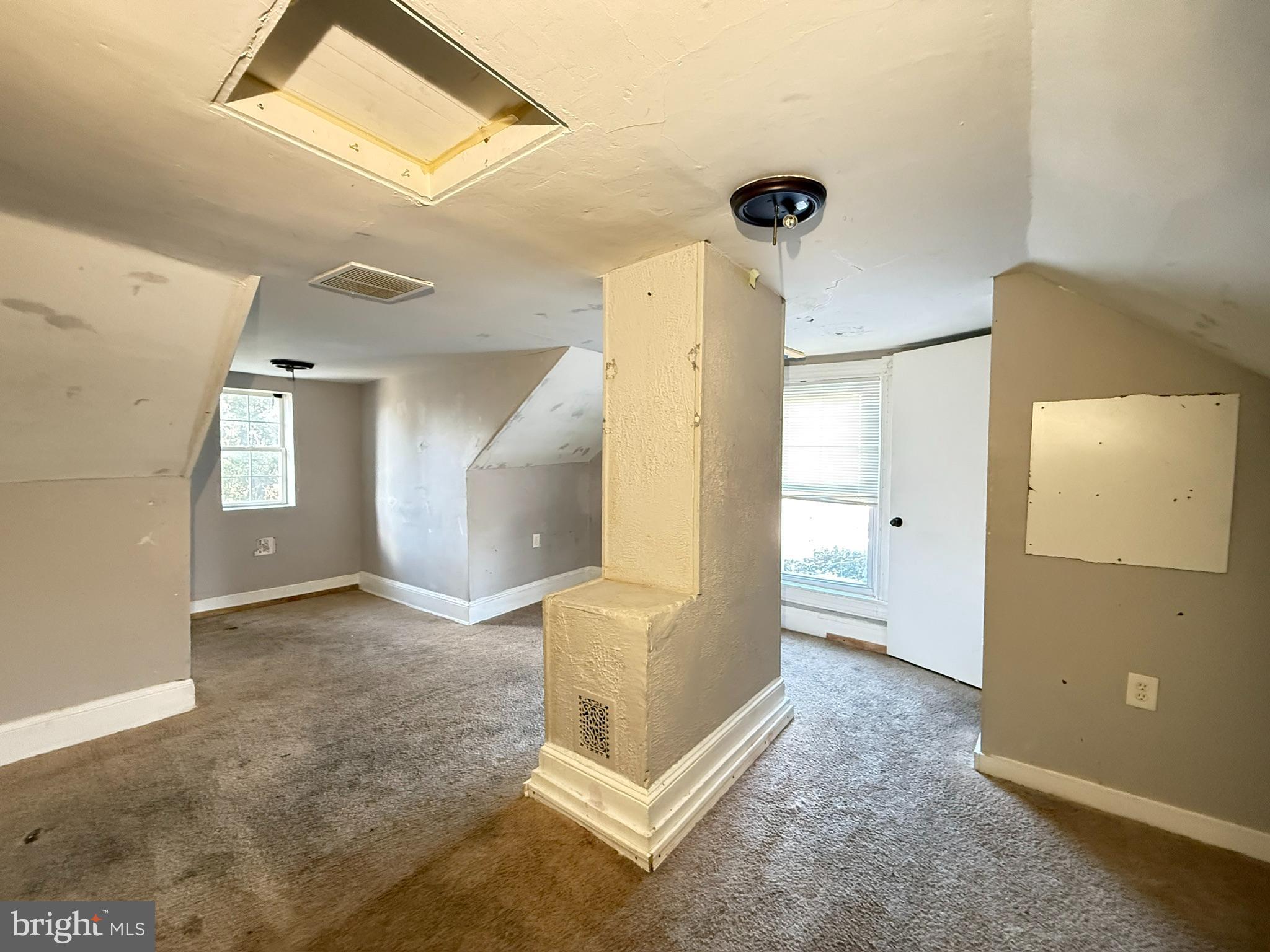 WEST ARLINGTON - Residential Income