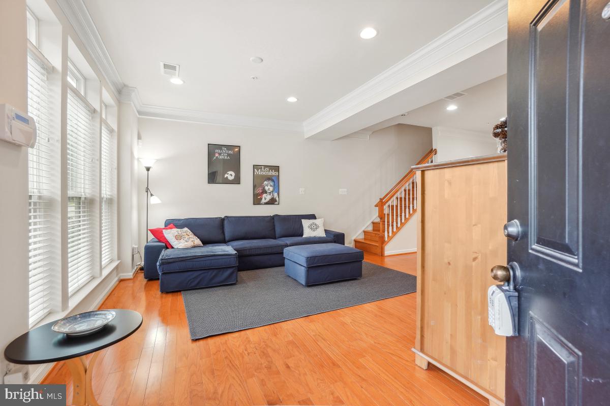 444 EXCHANGE AVENUE 444