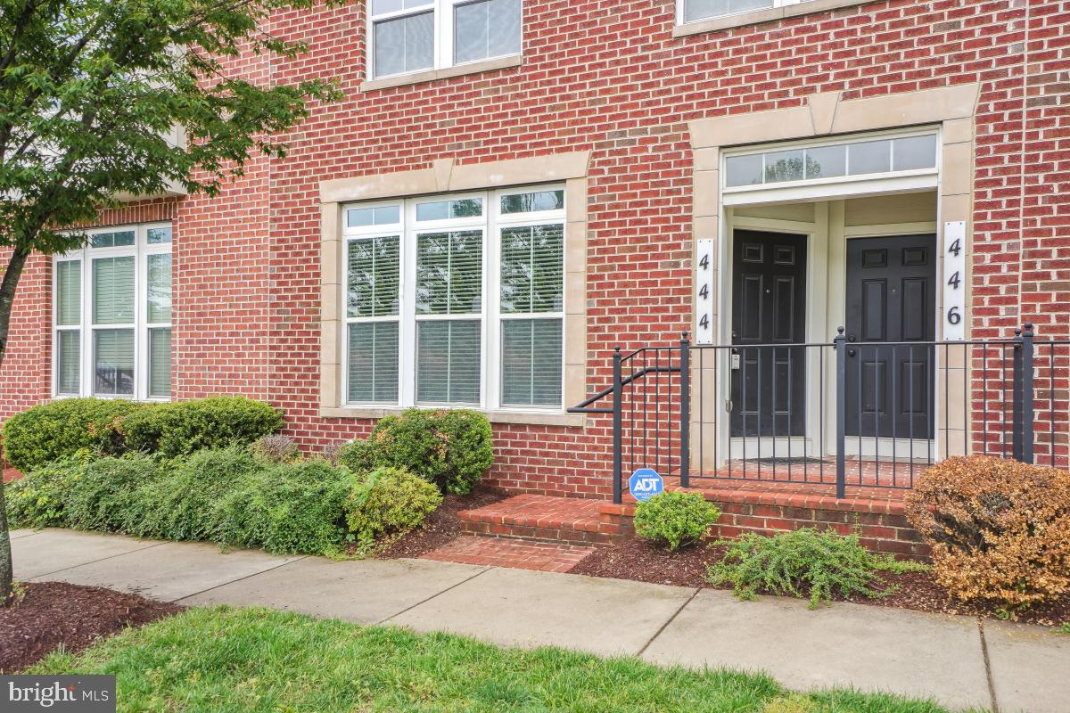 444 EXCHANGE AVENUE 444