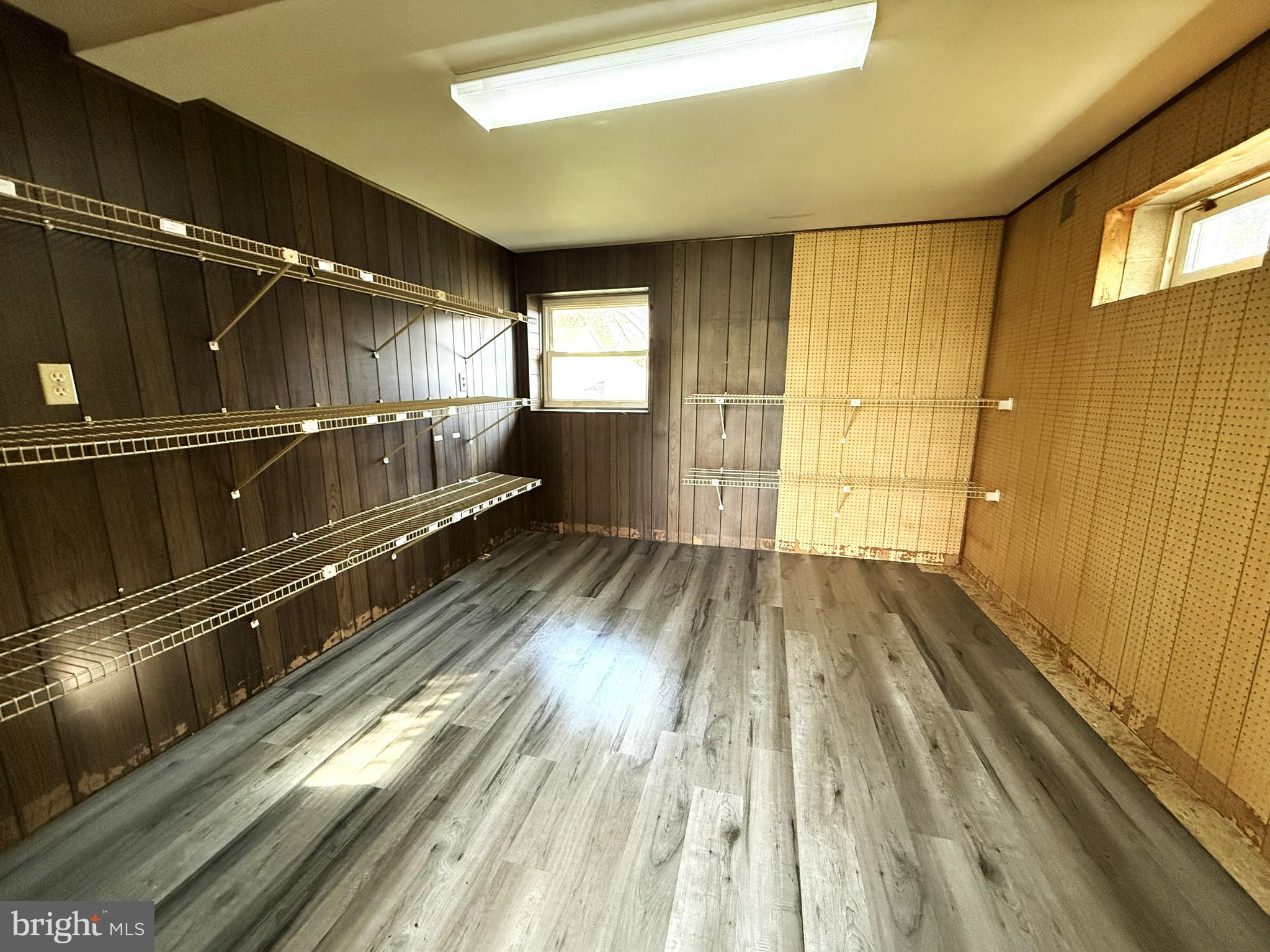 LAKEVIEW HEIGHTS - Residential