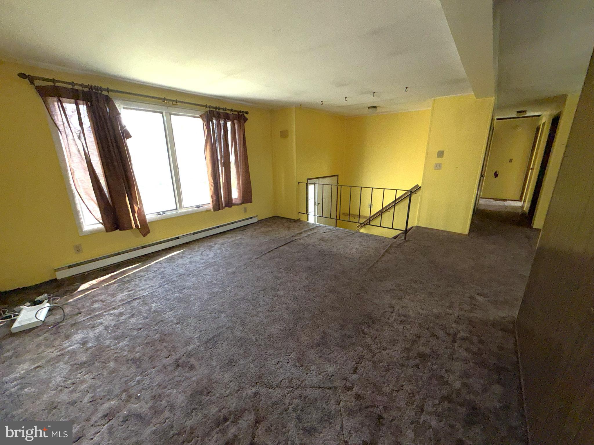 LAKEVIEW HEIGHTS - Residential