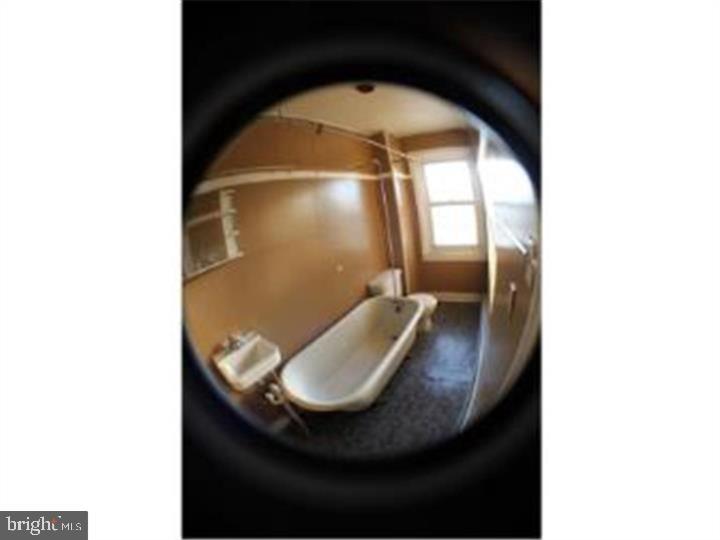 2366 N 4TH STREET 70 2 FRONT