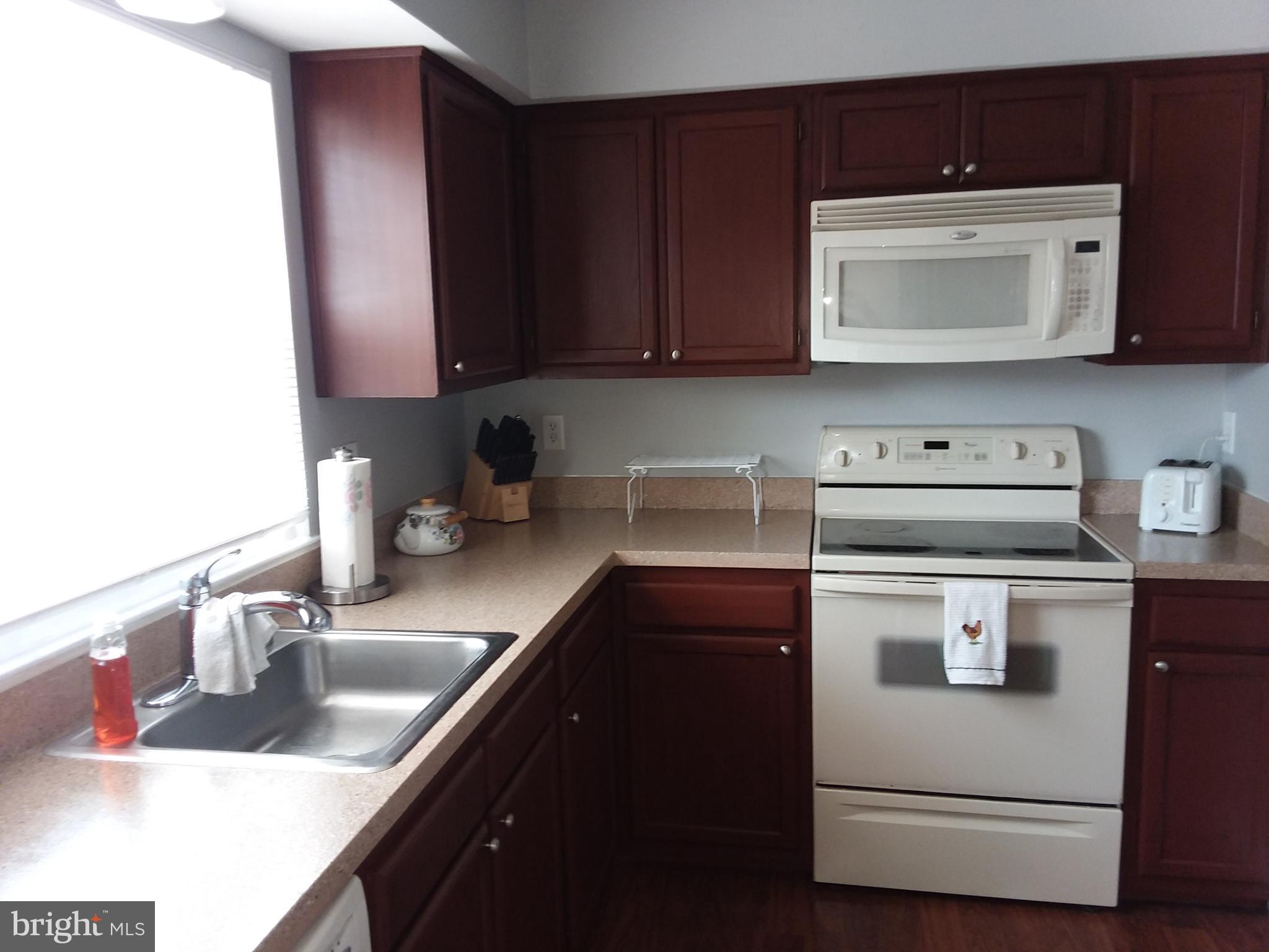 CLOVERLEAF TOWNHOUSES - Residential