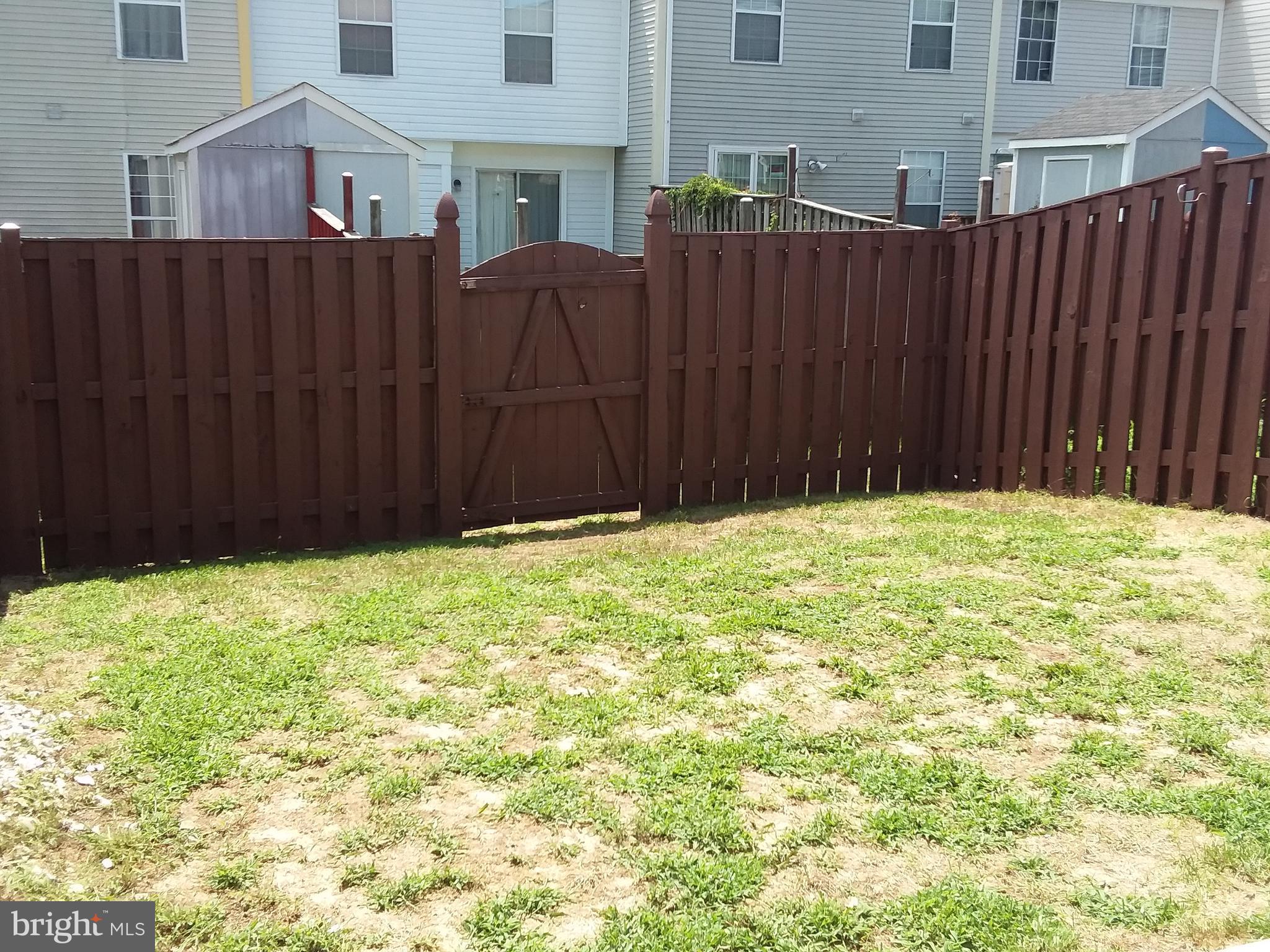 CLOVERLEAF TOWNHOUSES - Residential