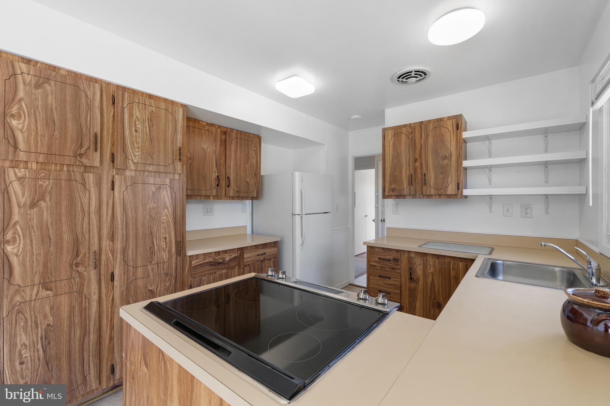 BUCKINGHAM AT BELAIR - Residential