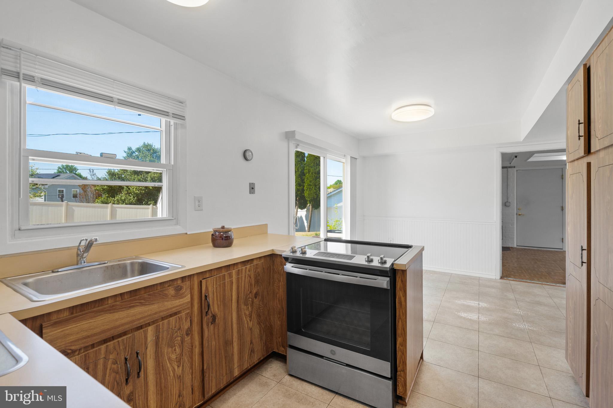 BUCKINGHAM AT BELAIR - Residential