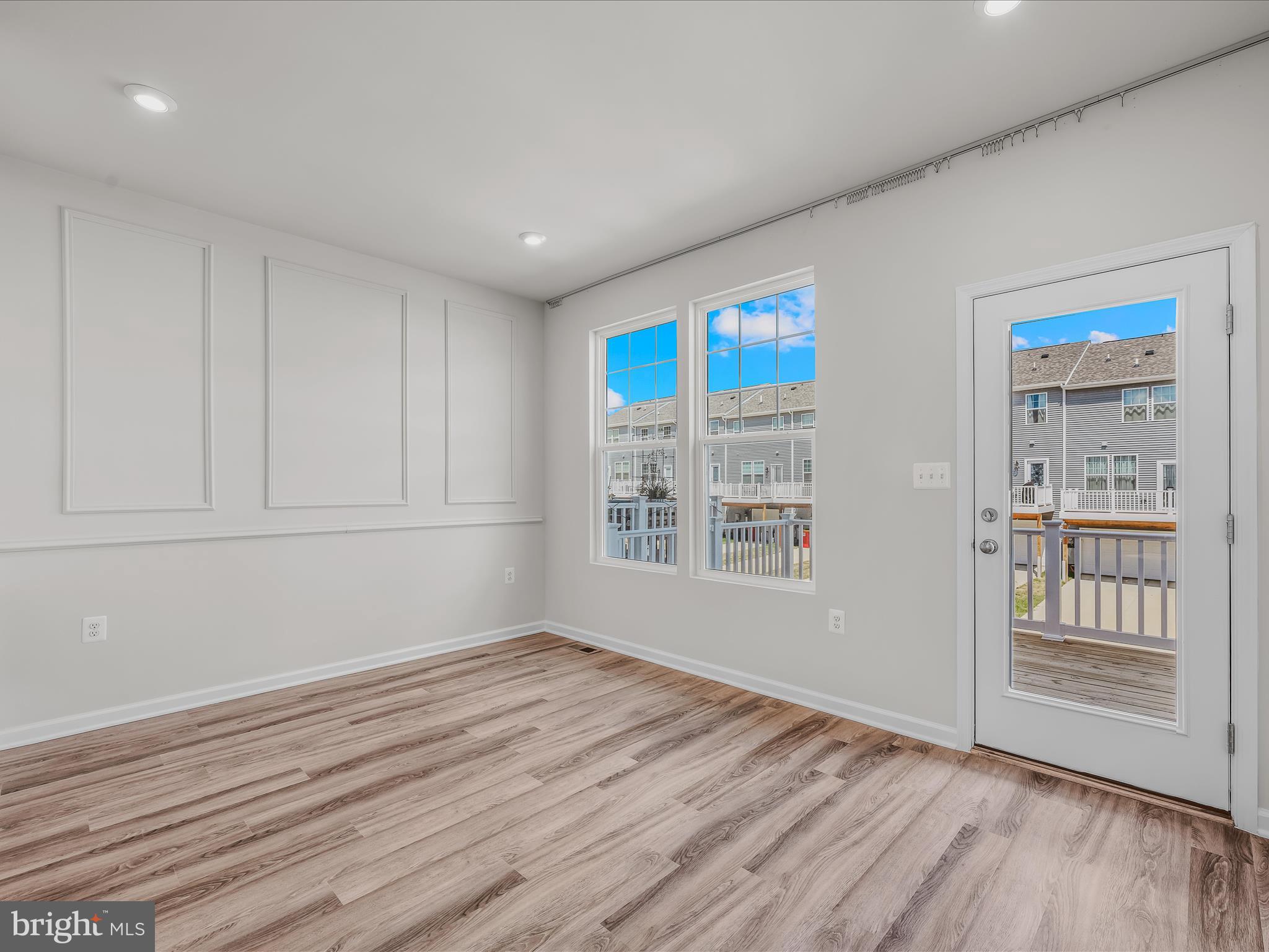 PRESIDENTS POINTE - Residential Lease